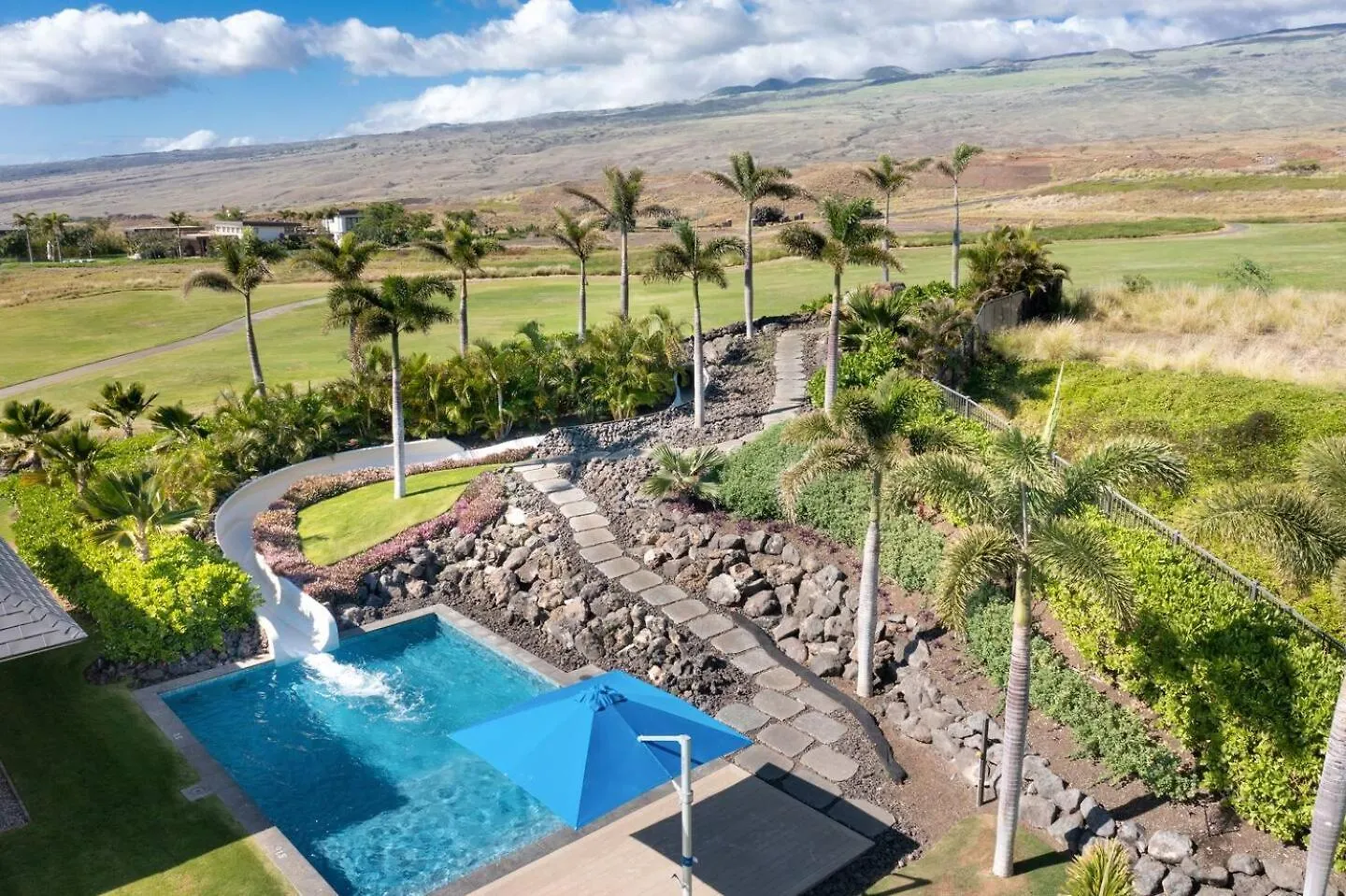 Mauna Kea Magic ~ Private Pool Spa Detached Ohana Suite Waimea  USA